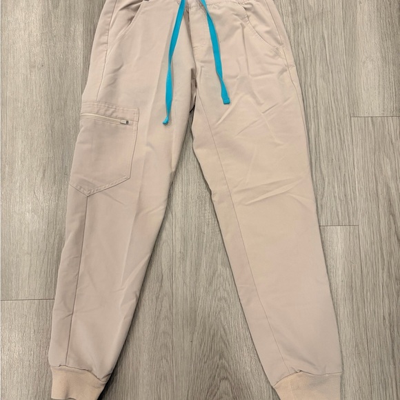 Figs jogger pant - Picture 2 of 4